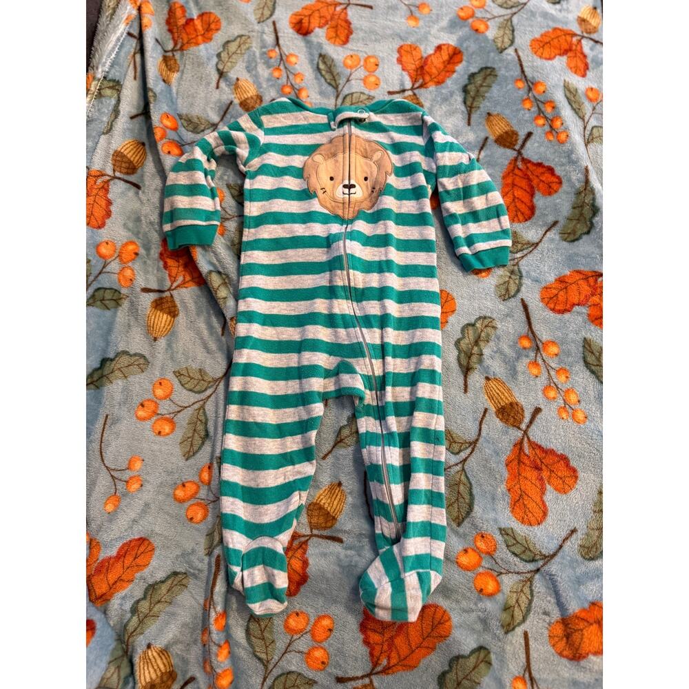 Carters 9m sleeper, green striped lion